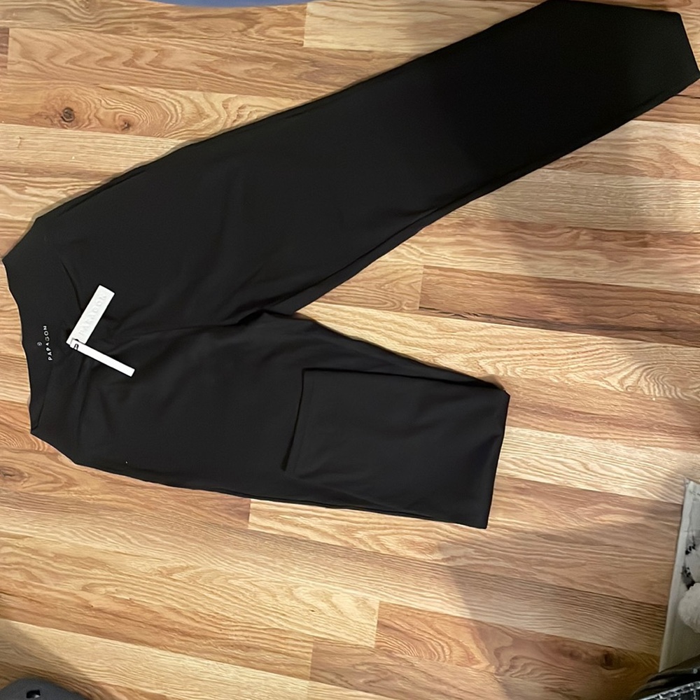 NWT Black paragon pants